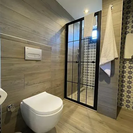 Zehra Boutique Homes, 300 Meters From The Sea Apartamento *
