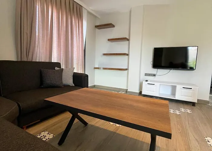 Zehra Boutique Homes, 300 Meters From The Sea アパート マルマリス